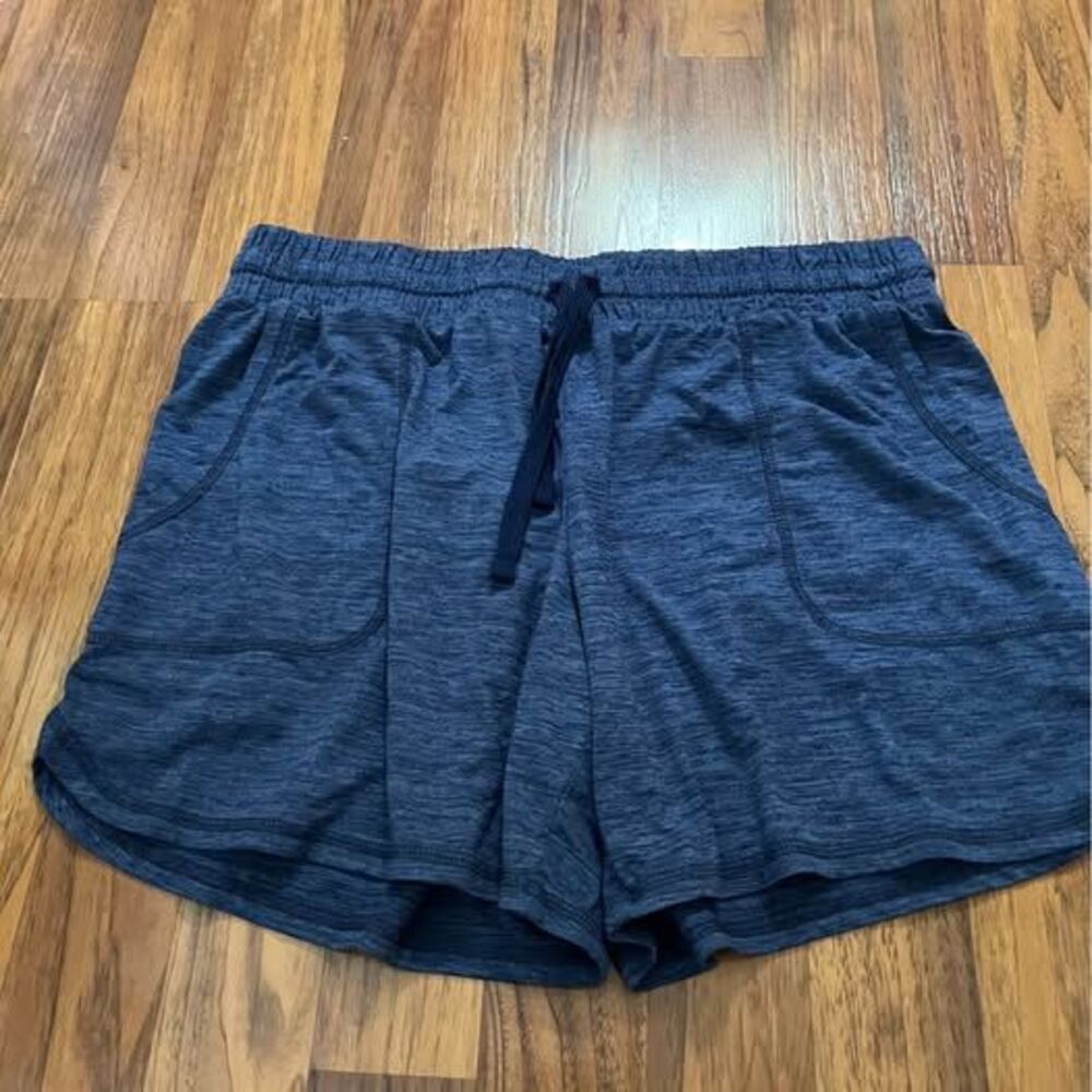St. John's Bay Women's Shorts Size Medium